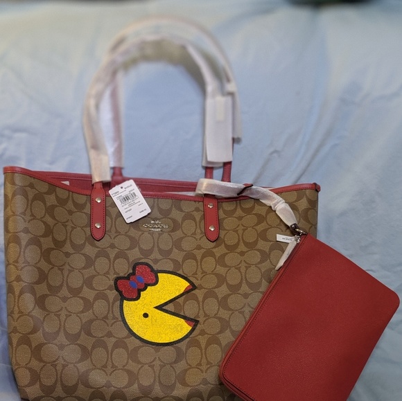 🌟Sold 🌟Coach NWT Pac-Man X Coach Tote Bundle!! - Picture 5 of 8